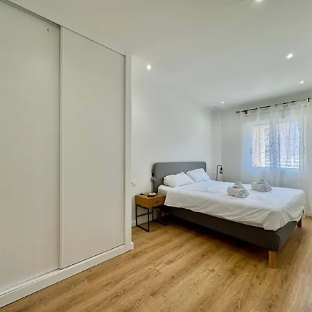 2-bed Garage Apartamento