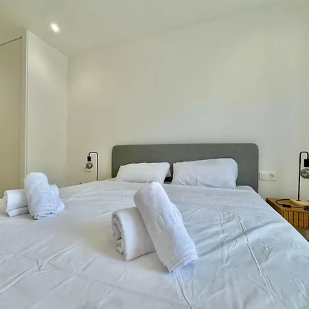 2-bed Garage *